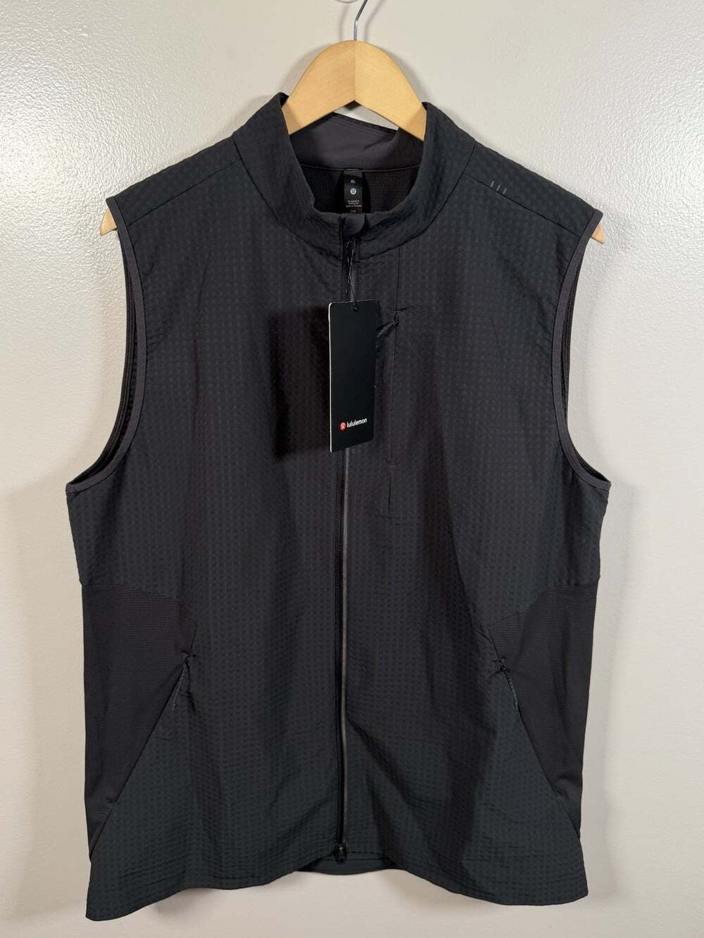 Lululemon Cold Terrain Fleece Vest Size XL Graphite Grey Running Athletic Travel